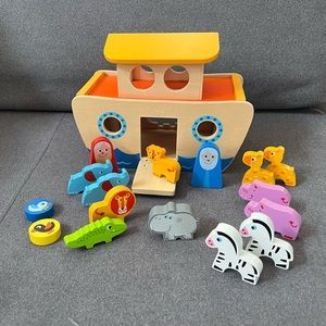 Noah’s Ark wooden toy